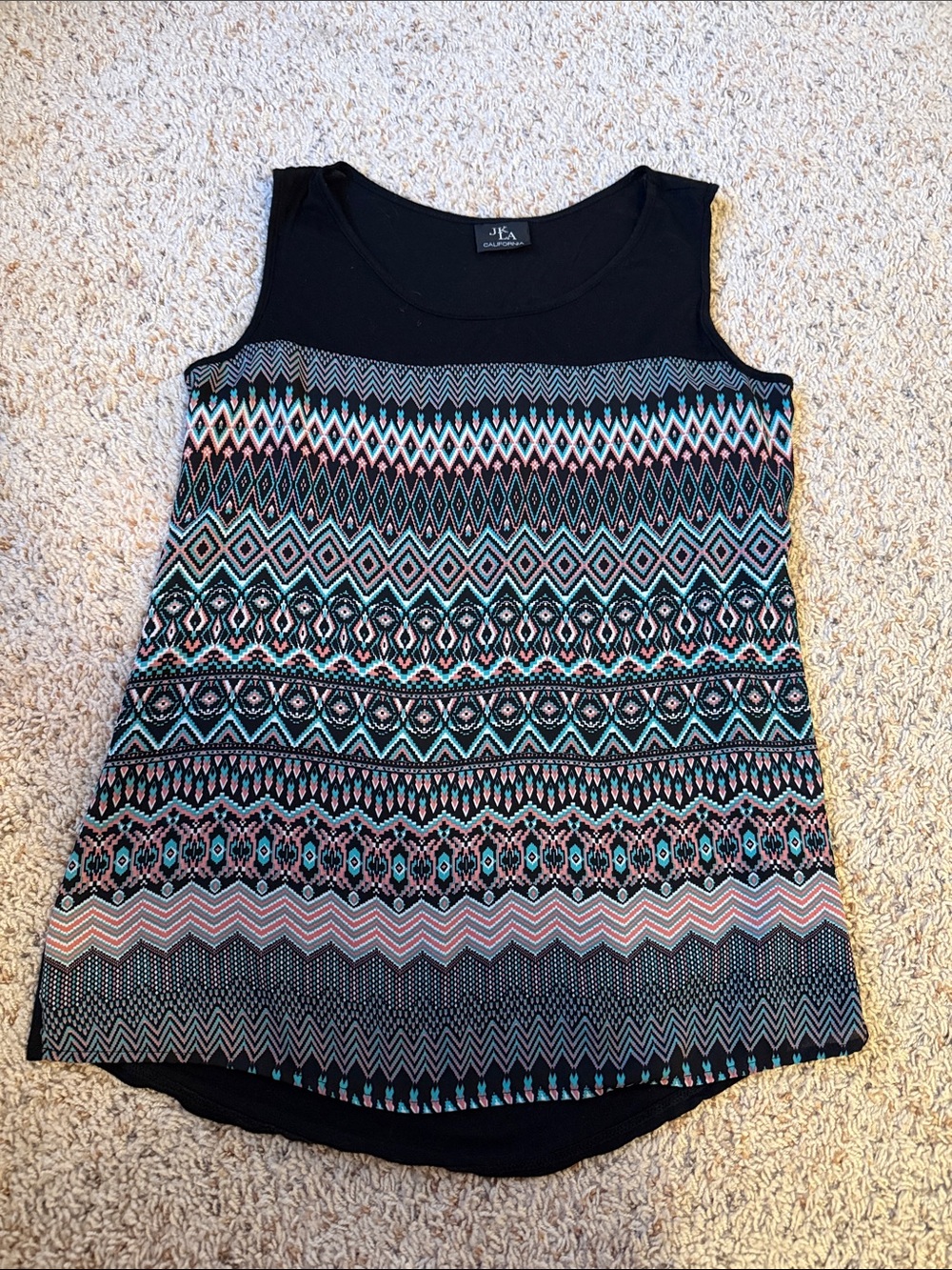 JKLA California Geometric Sleeveless Top